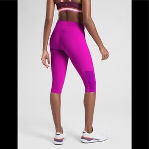 Athleta Pink Dobby Action Crop Legging XS